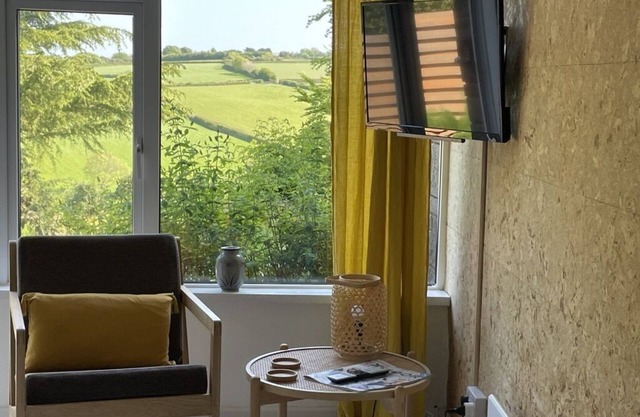 Kingfisher Lodge, beautiful getaway with stunning views