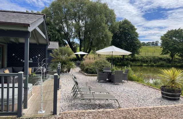 Kingfisher Lodge, South View Lodges, Exeter