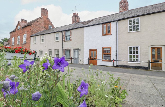 KINGFISHER, pet friendly, with open fire in Ludlow
