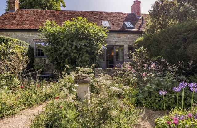 KINGS COTTAGE - NORTH, Animaux acceptés à Broad Chalke, Ref 988964