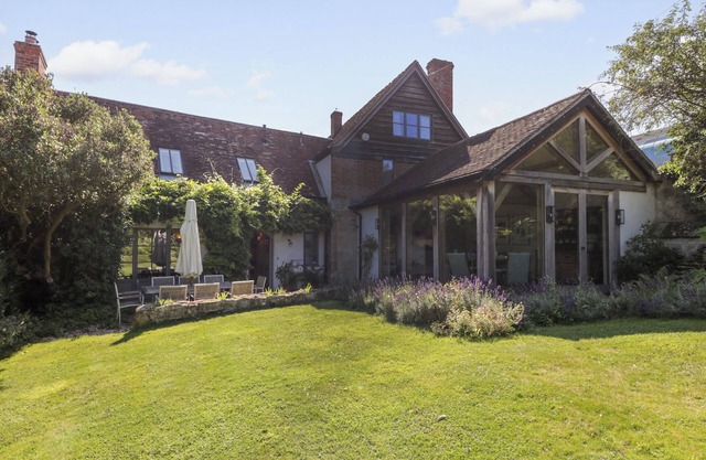 KINGS COTTAGE - SOUTH, acceptant les animaux de compagnie à Salisbury, Réf 988982