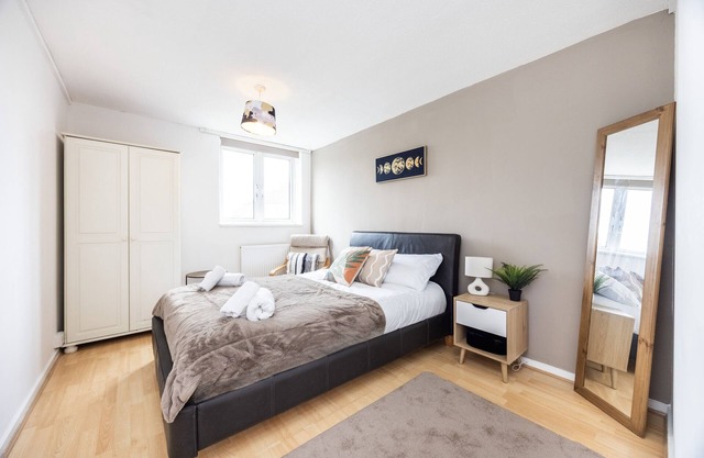 Appartement-Suite-Salle de bain privée séparée-Vue sur Rue-Apartment