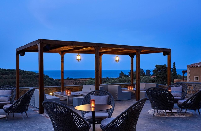 Kinsterna Hotel