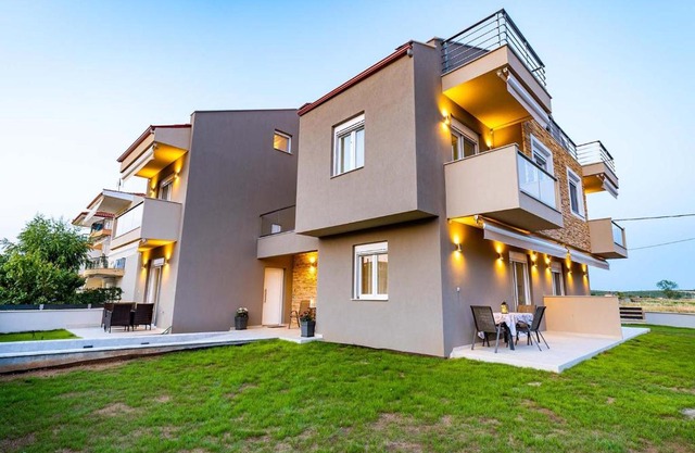 Kiosse Maisons by TravelPro Services Nea Flogita Halkidiki