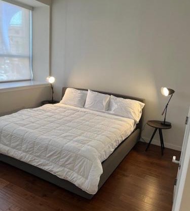 Kislak 402 Spacious 1BR Retreat Above the City