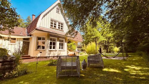 Klimaanlage, 5 Sterne Villa Bahnhoftraum, plus NEU zubuchbares Event, 333 qm, 1200qm Garten, virtueller Rundgang, Dachterrasse, Whirlpoolbadewanne