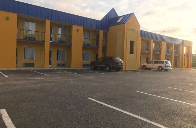Knights Inn Lumberton