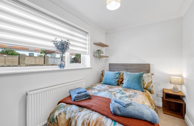 Knights Rest -beautiful home in Dover with parking