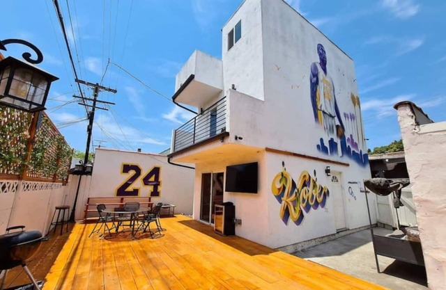 Kobe Bryant vacation getaway - 5 minutes to Rodeo Drive