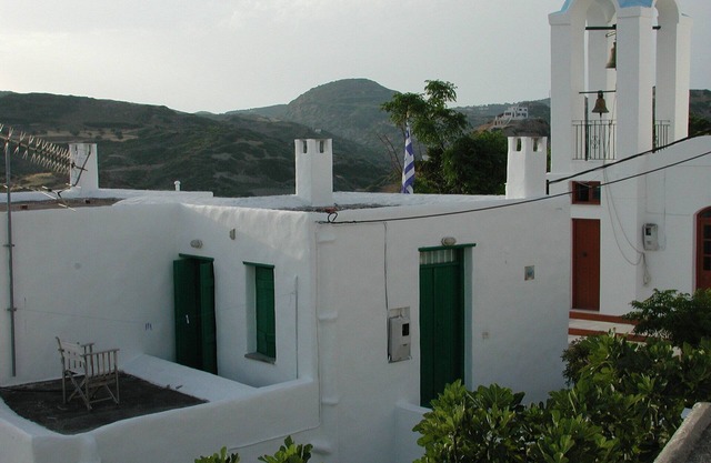 Kochylia trad. Maison 3 (cyprès vert) dans un endroit central et calme