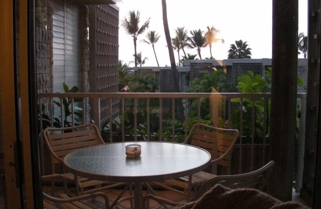 Condo Kona @ Alii Villas Oceanfront Resort