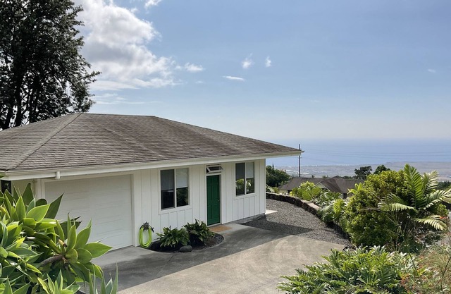 Kona Coffee Cottage in Holualoa