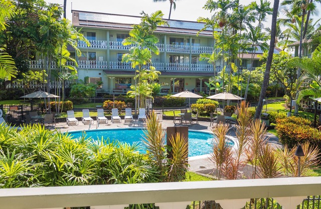 Kona Islander Inn Condos