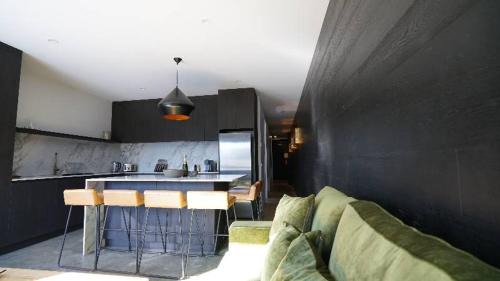 Konayuki Apartment 8
