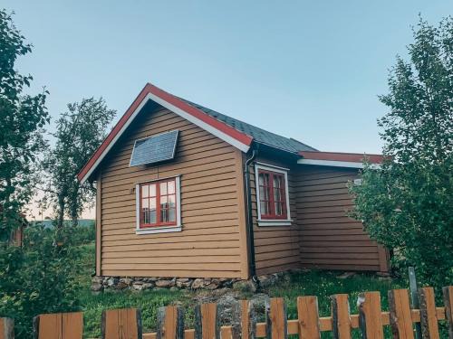 Koselig hytte på hugastølen