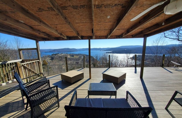 KOWALIGA-NEW RENTAL Huge Year-Round Lakeview-Close 2 Boat Launch & Dam Site Park