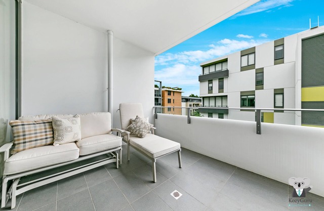 KOZYGURU | Mascot 2 Bed APT | FREE Double-PARKING