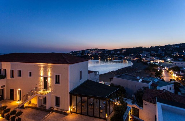 Krinos Suites Andros