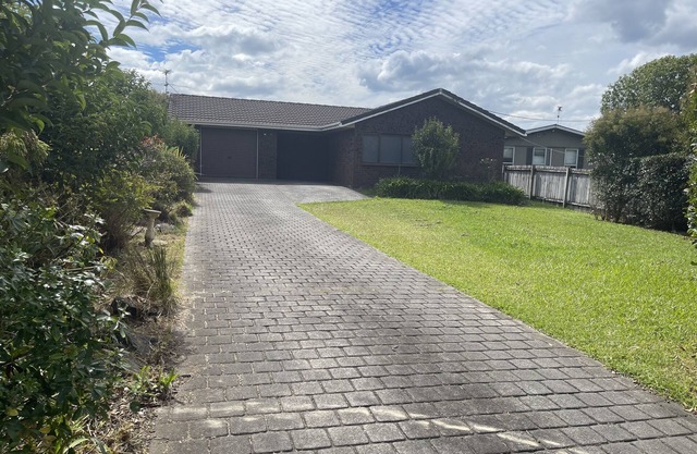 KTC Spacious 4BR Family Retreat