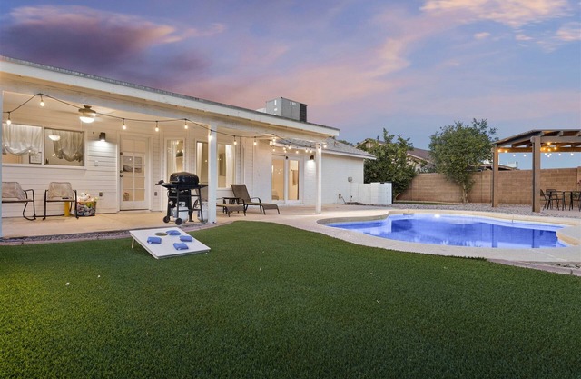 {Kulla Oasis}~Family~ Park~Free Heated Pool~ Fast Wi-Fi~ Near Stadium~ 4B2B