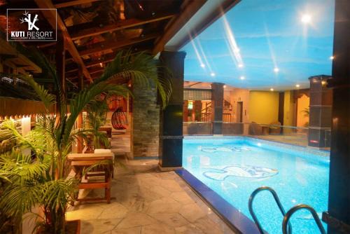 Kuti Resort & Spa