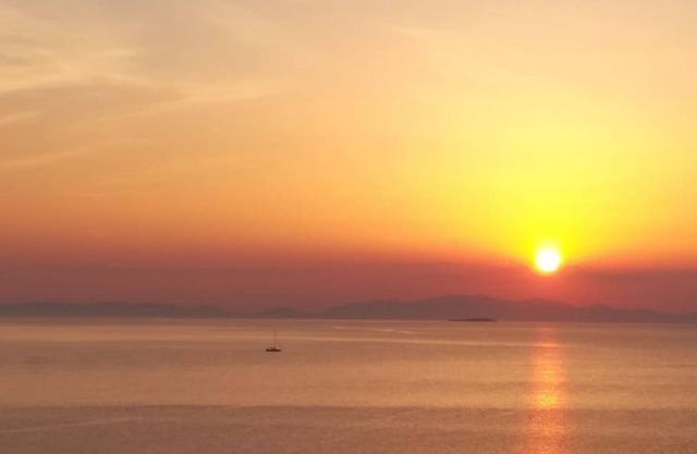 Kymi Bay House-Incroyable vue sur la mer-Convient aux familles et aux groupes