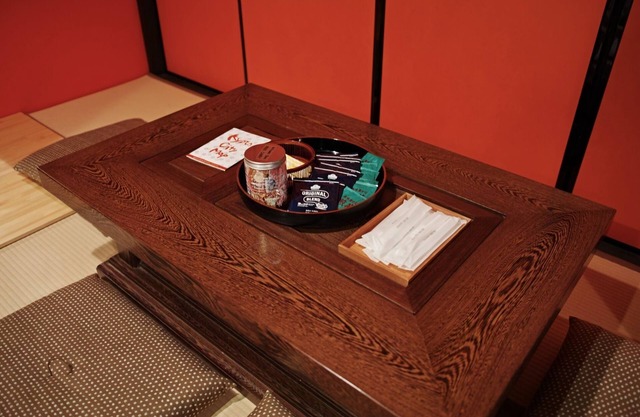 Kyoto Machiya Saikyoin Red A newly built townhou / Kyoto Kyōto