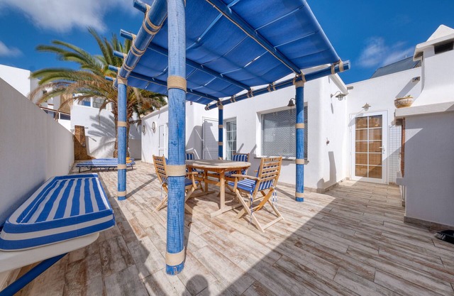 L'Azdora La Concha Luxury House