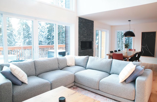 Chalet de luxe avec foyer, salle de jeux, proche de stations de ski populaire