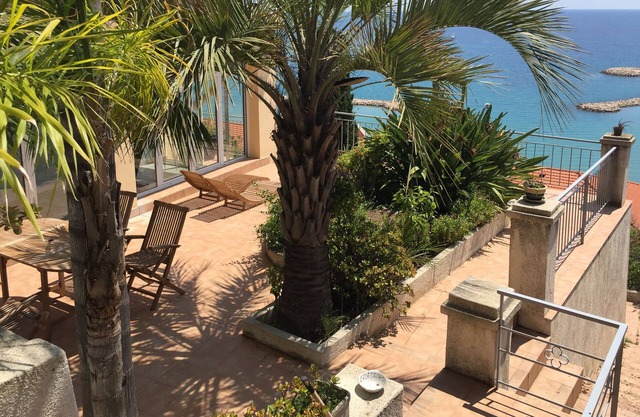 L'ensoleillée Citronniers 52m² Vue exceptionnelle plage 250m Terrasse60m² lits5*