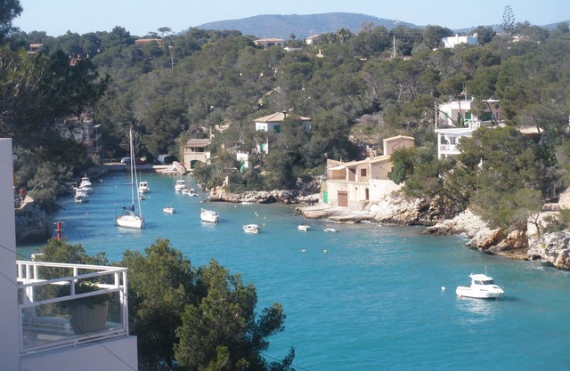 Grande villa de vacances avec 4 chambres et vue sur l'océan. A 3 min. de la plage.