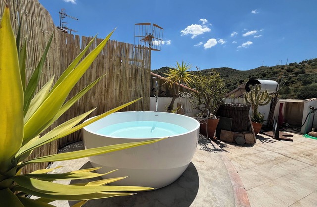 La Bermeja: Hiking, disconnecting and exploring in Andalusia