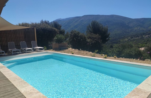 La Bernardière, Confort et vue exceptionnelle sur le Mont Ventoux (10 couchages)