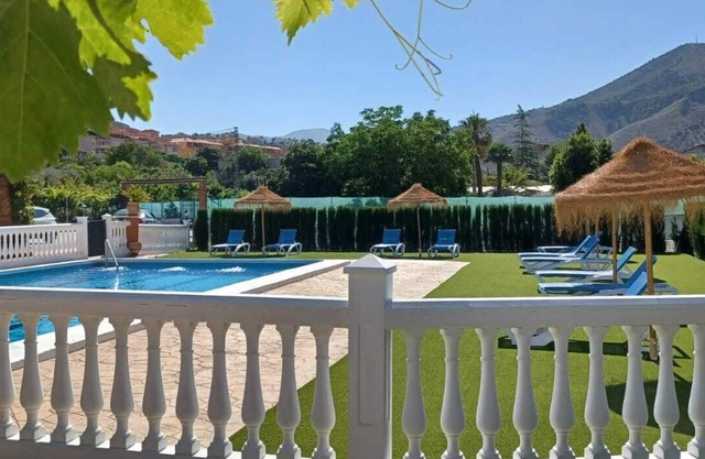 La Casita de Rufo, avec piscine, barbecue et wifi à 10 minutes du centre de Grenade
