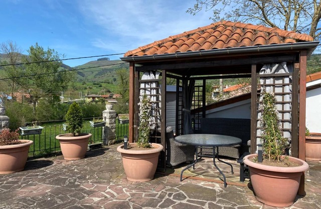 La Casa de Mica (3-room house)