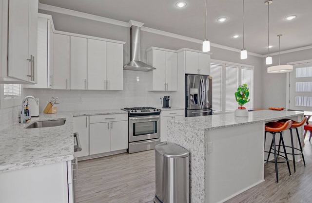 Louisiana House. Contemporary and luxury 3 bedrooms house.