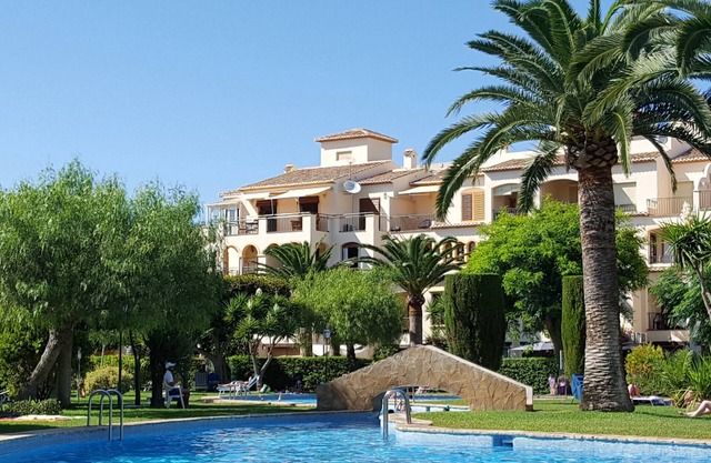 La Isla - penthouse orienté sud avec vue sur les jardins