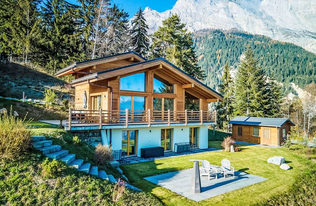 La Luna by Interhome