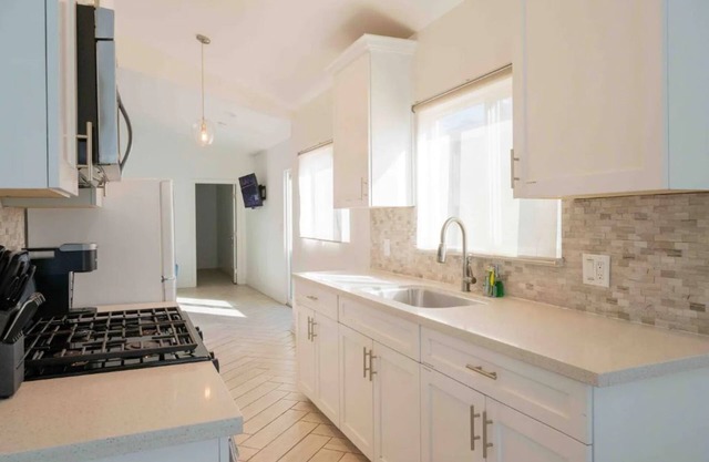 LA/OC Centrally Located - 2bedroom Home