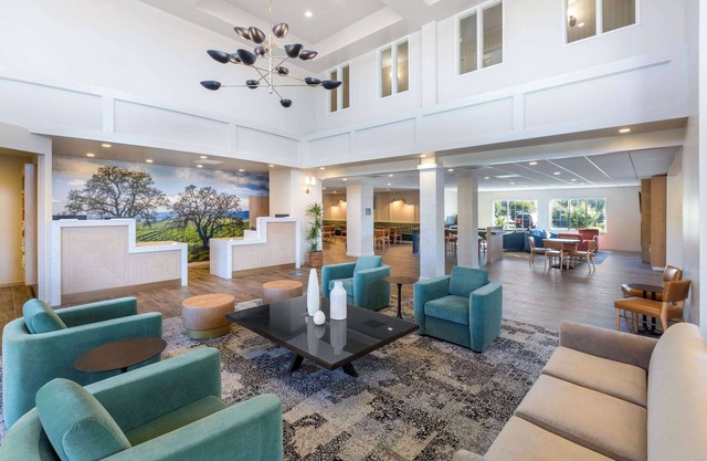 La Quinta Inn & Suites by Wyndham Paso Robles