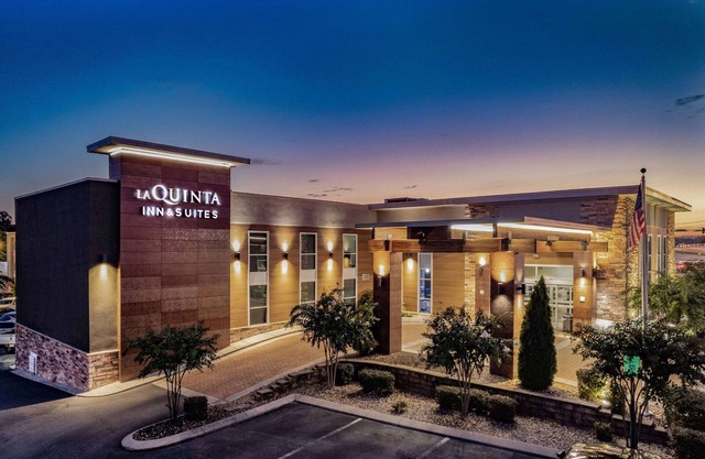 La Quinta Inn & Suites by Wyndham Chattanooga - East Ridge