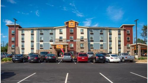 La Quinta Inn & Suites by Wyndham Greenville
