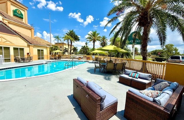 La Quinta Inn & Suites by Wyndham Orlando Universal area