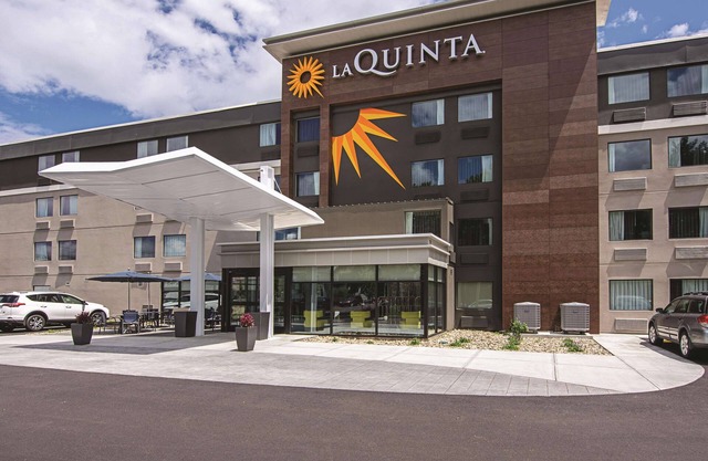 La Quinta Inn & Suites by Wyndham Portland