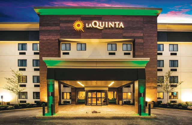 La Quinta Inn & Suites by Wyndham Cincinnati NE - Mason