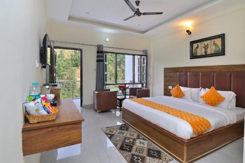 LA Riqueza Dhanolti View # Most Favourite Hotel of Tourists # Mountain View Rooms # Near to Eco Park & Surkanda Devi Temple # Parking