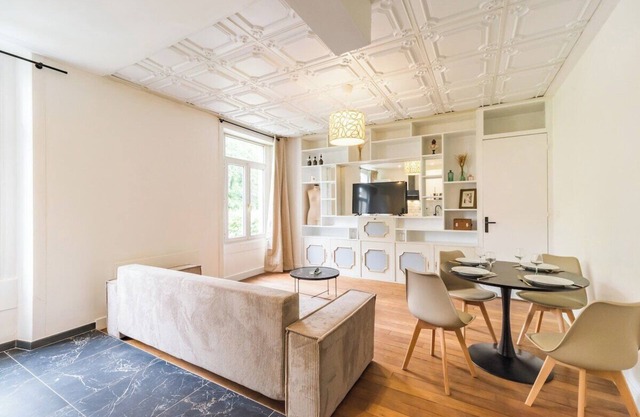 La Suite Eclatante, proche gare de Guingamp