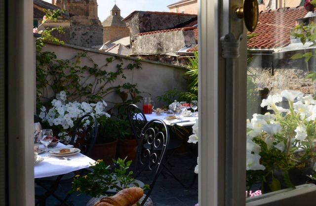 La Terrazza di Vico Olivi B&B