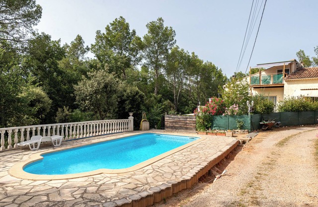 La Vigie House with swimming pool 4 pers Provence Verte