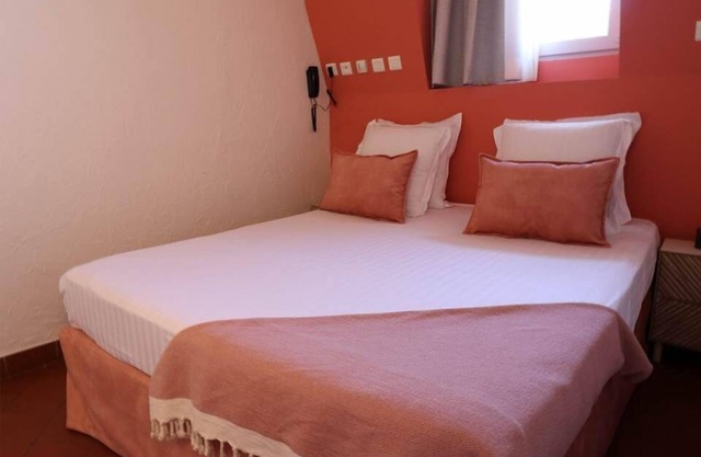 LA Villa Roseraie , Hotel Familial Ouvert Toute L Annee Animaux Acceptes